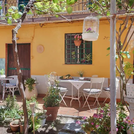 Un'oasi Al Mare Apartmán *